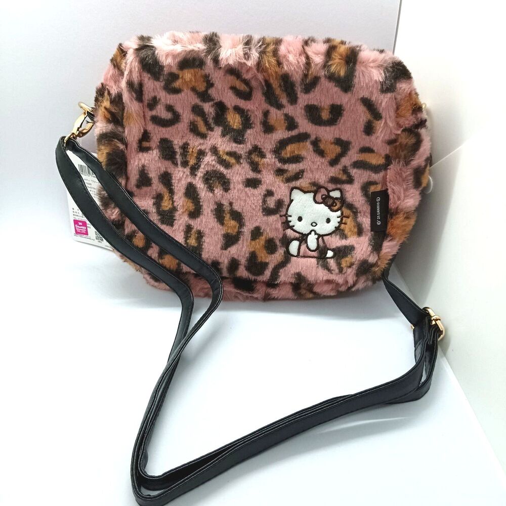 Hello kitty  fur shoulder bag